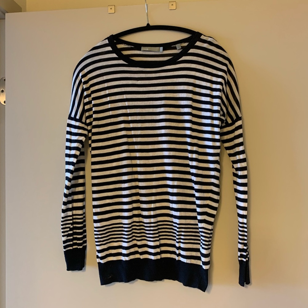 Vince lightweight striped top
